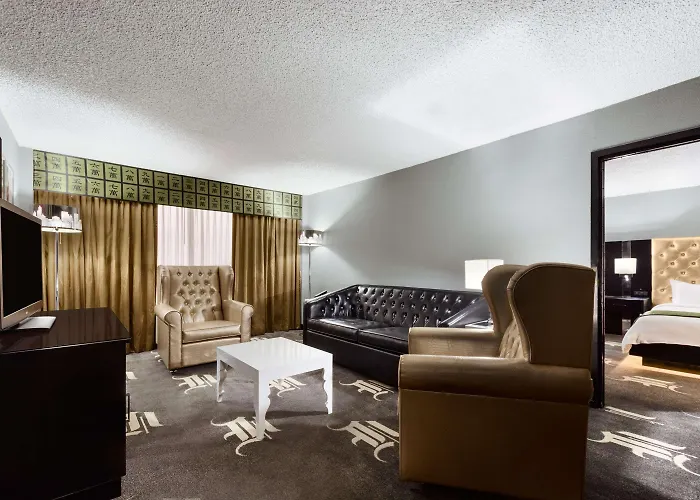 Wyndham Garden Dallas North