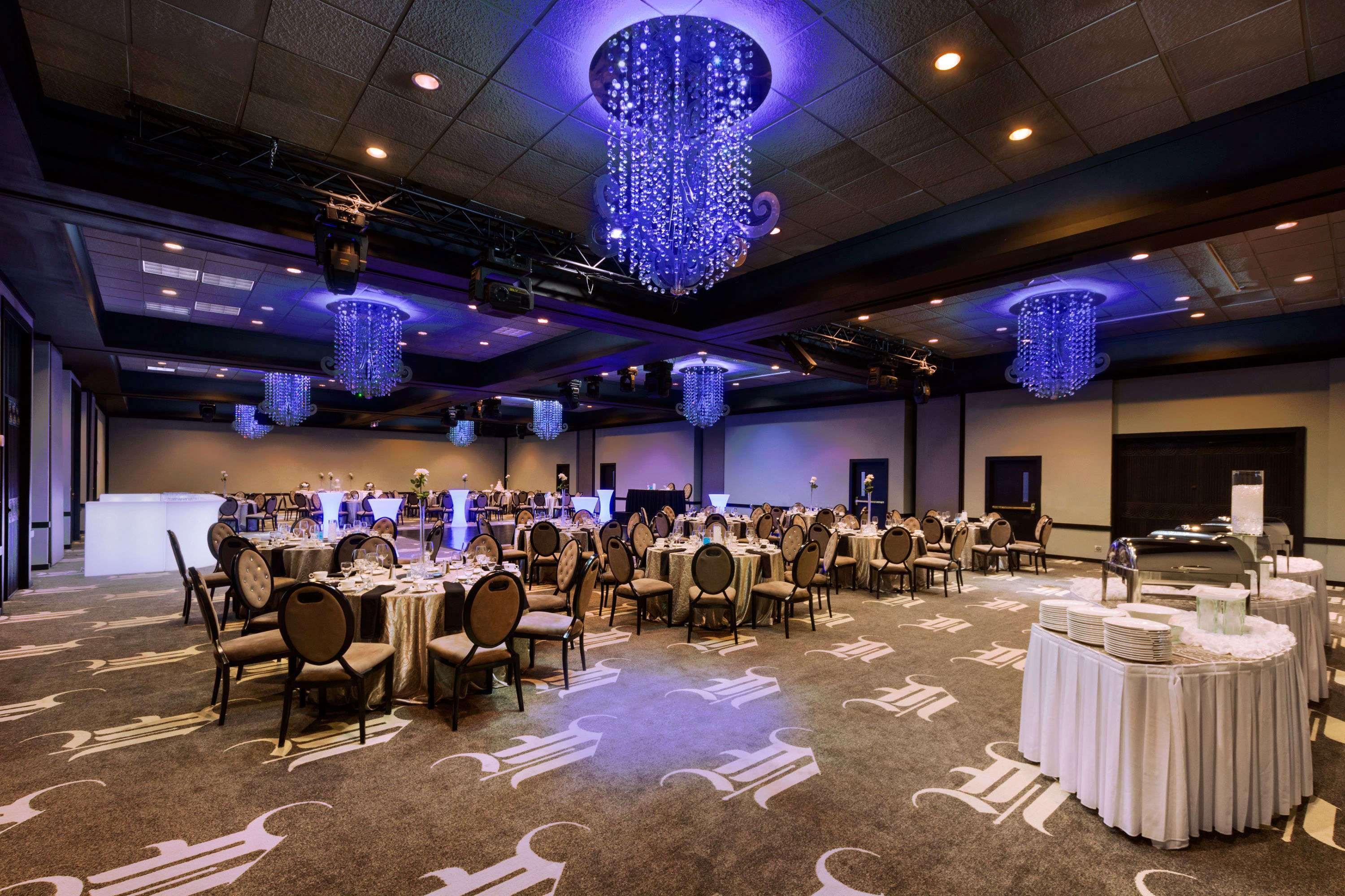 Wyndham Garden Dallas North 3*