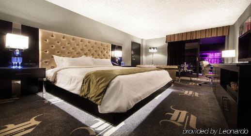 Wyndham Garden Dallas North 3*