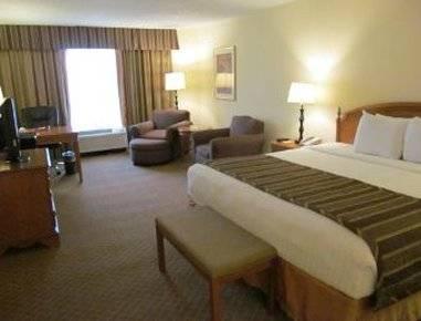 Wyndham Garden Dallas North Hotel