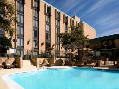 Wyndham Garden Dallas North Farmers Branch