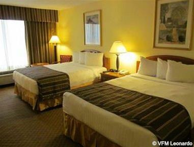 Hotel Wyndham Garden Dallas North